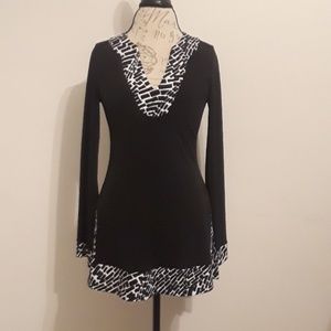 White House Black Market Tunic